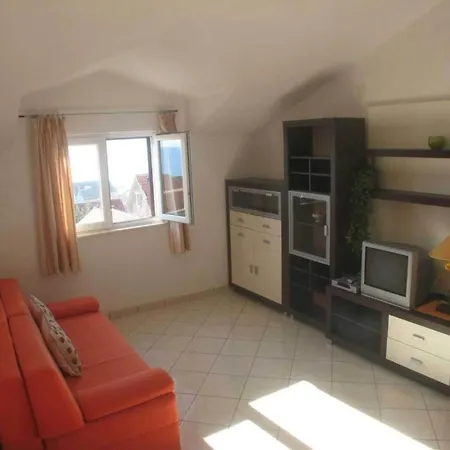 Paloc - One-bedroom With Balcony And Sea View Naran Asti * Bol